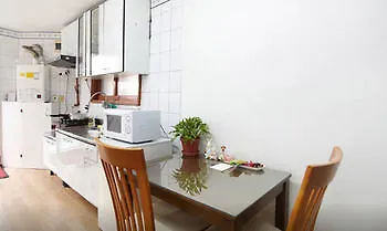 Cozyplace In Itaewon Seoel 2*,
